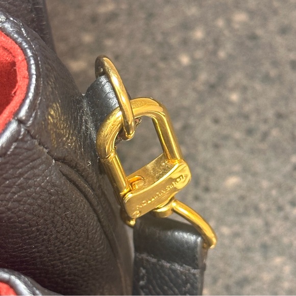 Louis Vuitton Empreinte Pochette Metis Giant Monogram Black - Picture 13 of 16